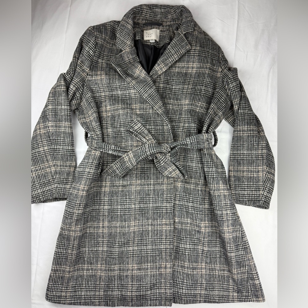 Aโ new day plaid pattern belted waist Coat size XXL